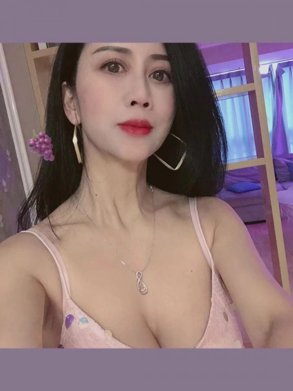 成都市楼凤小姐