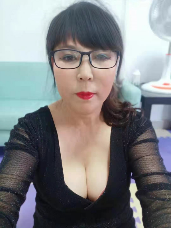 河东区楼凤小姐