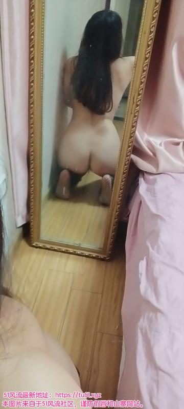 沙坪坝区楼凤小姐
