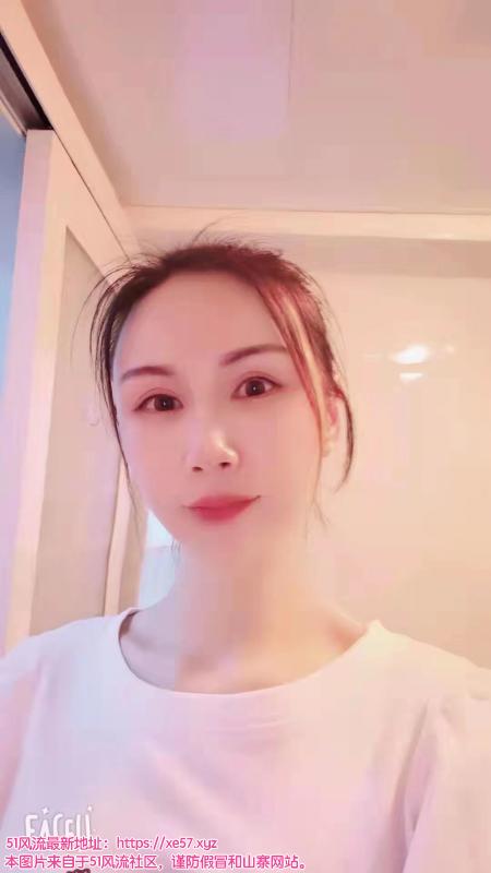 成都市楼凤小姐