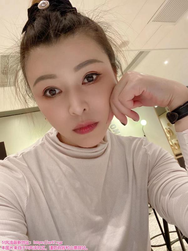 成都市楼凤小姐