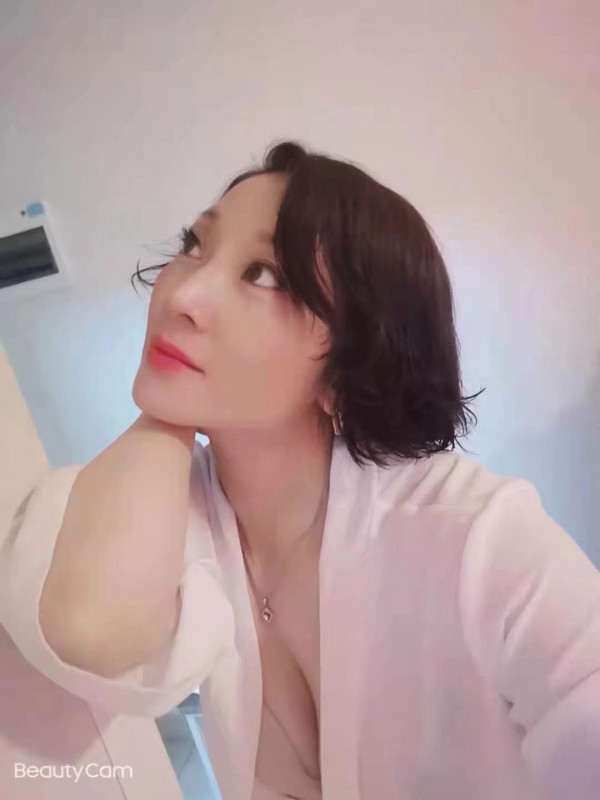 成都市楼凤小姐