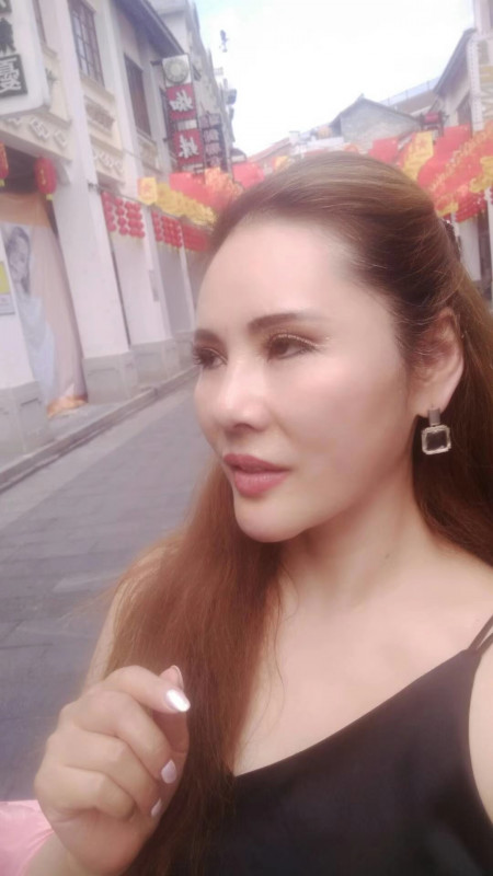 成都市楼凤小姐