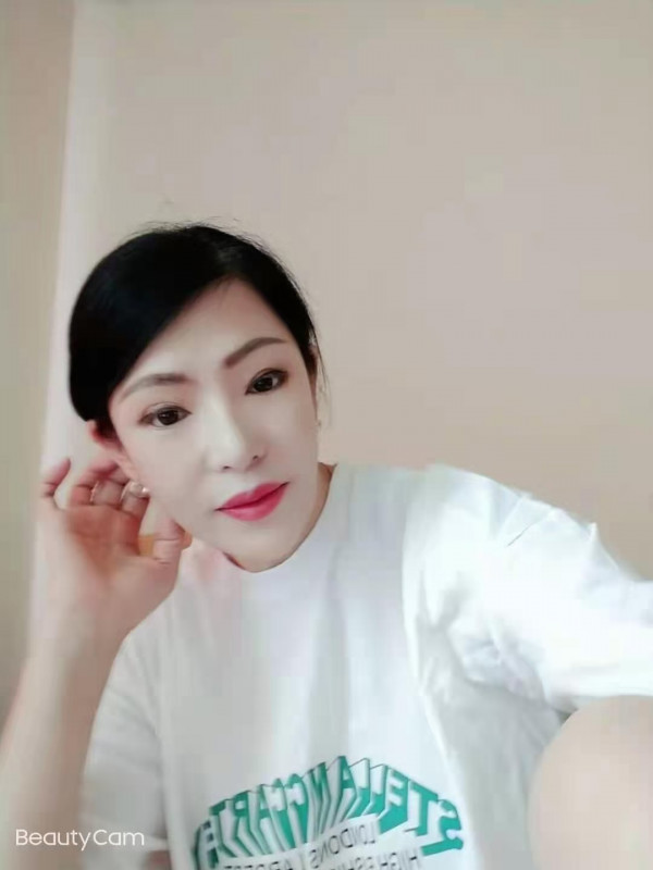河西区楼凤小姐