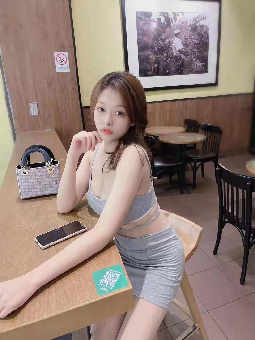 成都市楼凤小姐