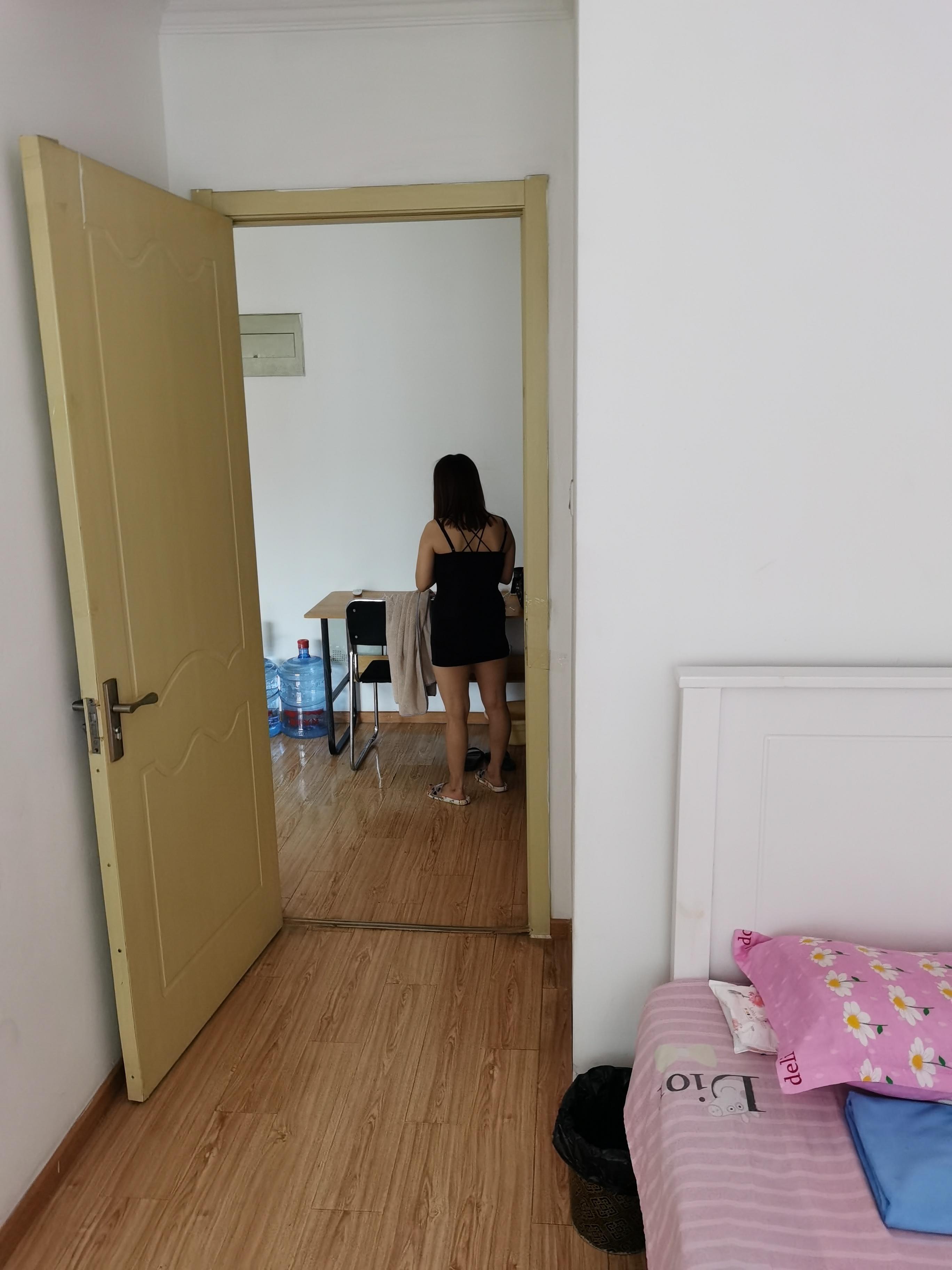 通州区楼凤小姐