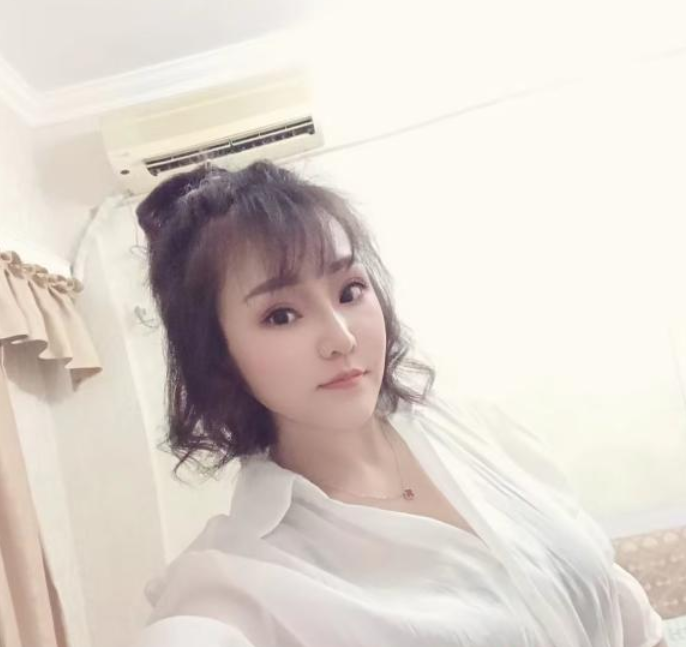 成都市楼凤小姐