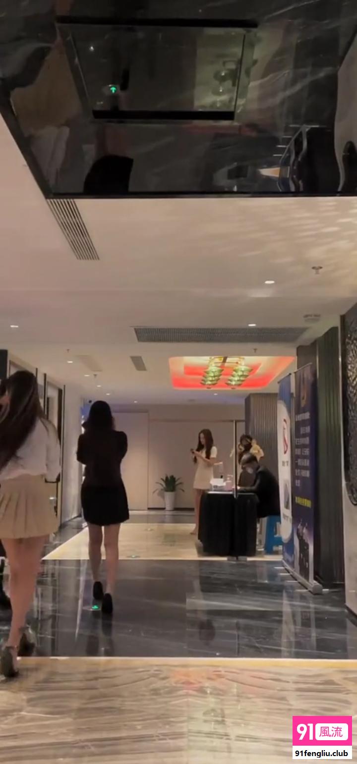 成都市楼凤小姐